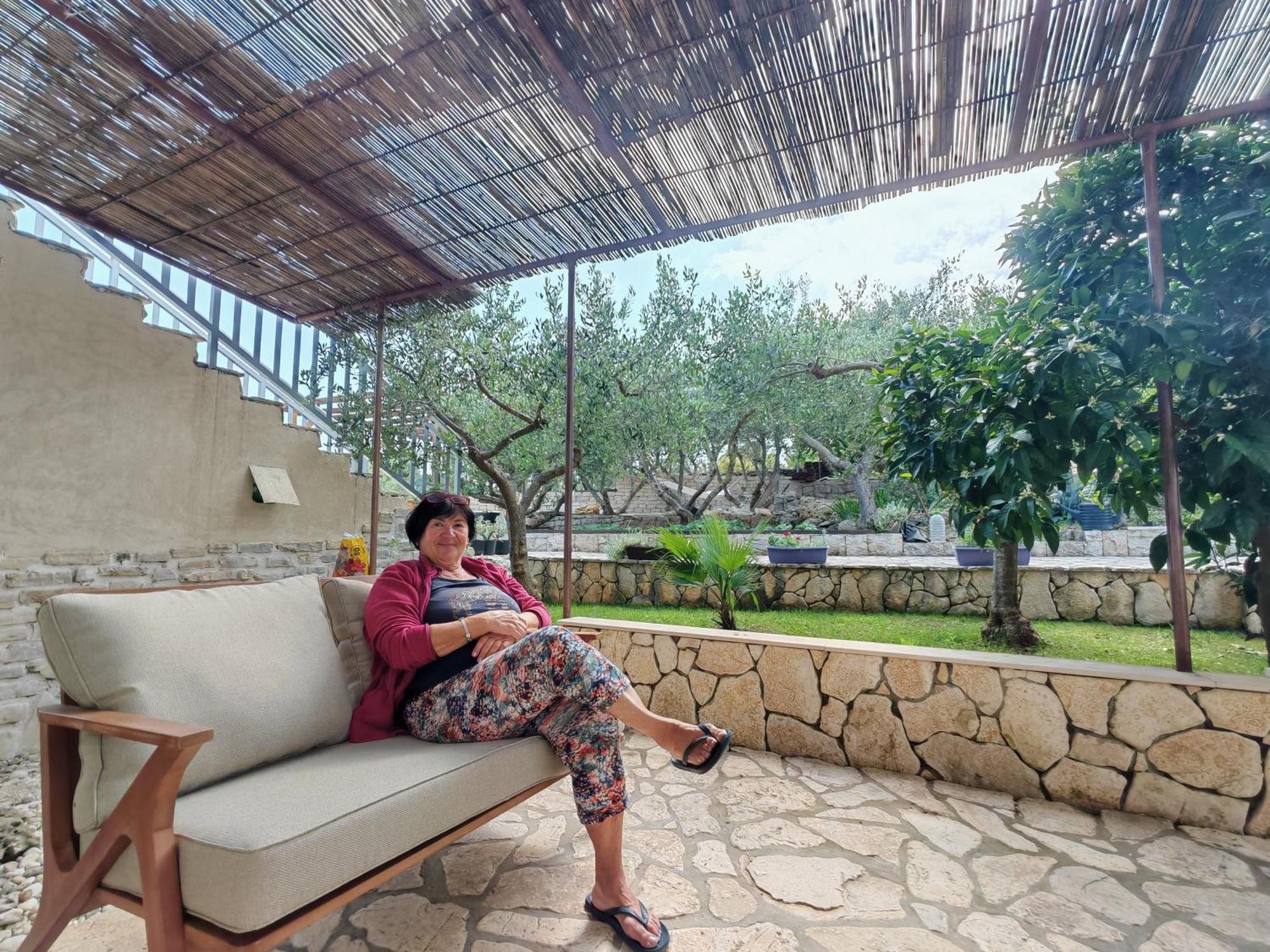 Seaview And Relax Apartment Lumbarda Bagian luar foto
